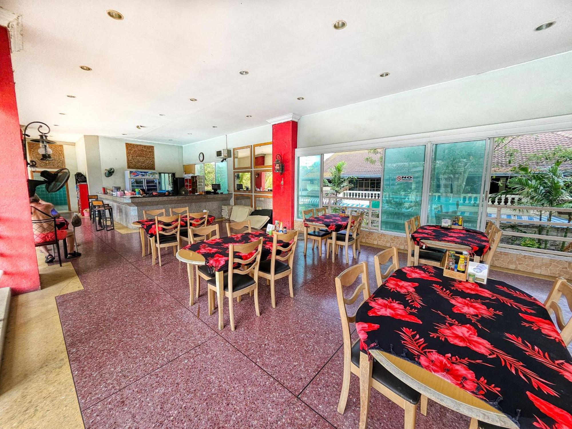 View Talay 5 Jomtien Beachfront Pattaya Buitenkant foto